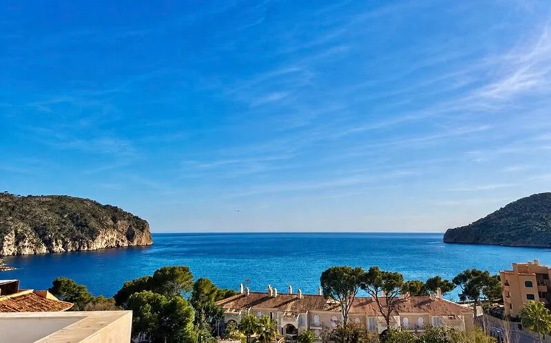 Exclusive ensemble with 5 units and spectacular sea views – photo 2