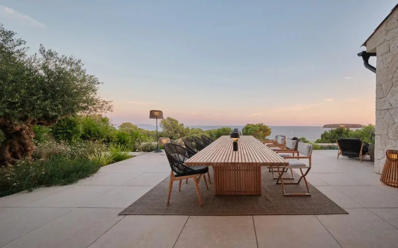 Timeless elegance with spectacular sea views in Alt Bendinat – photo 5