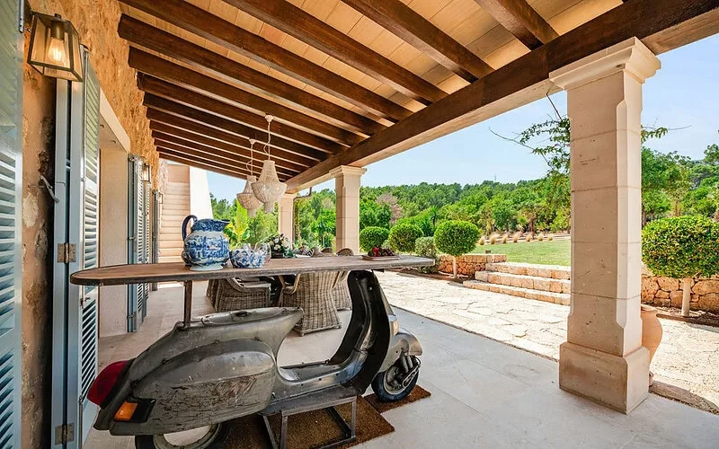 Mediterranean country living with panoramic views in Santa Maria – photo 4