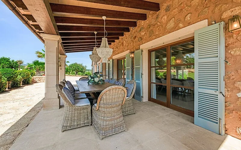 Mediterranean country living with panoramic views in Santa Maria – photo 3