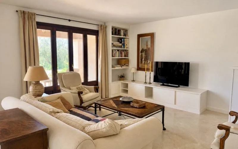 Private finca with sweeping views all the way to Cabrera in a quiet location near Ses Salines – photo 12