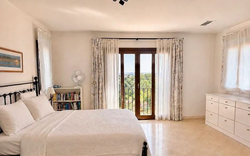 Private finca with sweeping views all the way to Cabrera in a quiet location near Ses Salines – photo 18